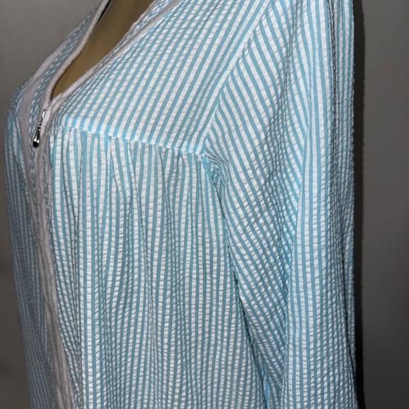 Blue and White Pajamas with Full-Length Design and Relaxed Fit - Picture 5 of 8